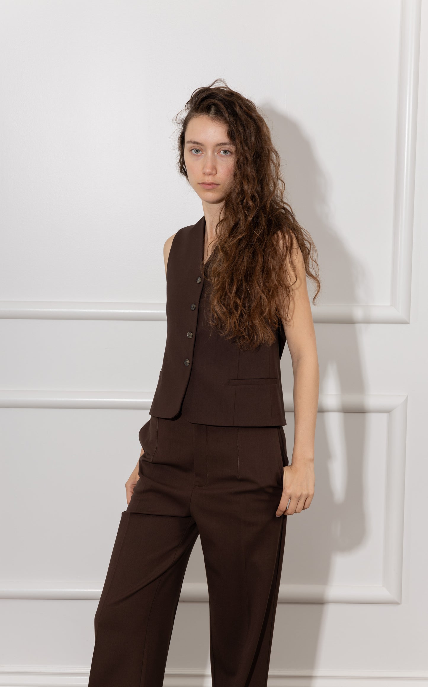 TEORA Sleeveless Vest