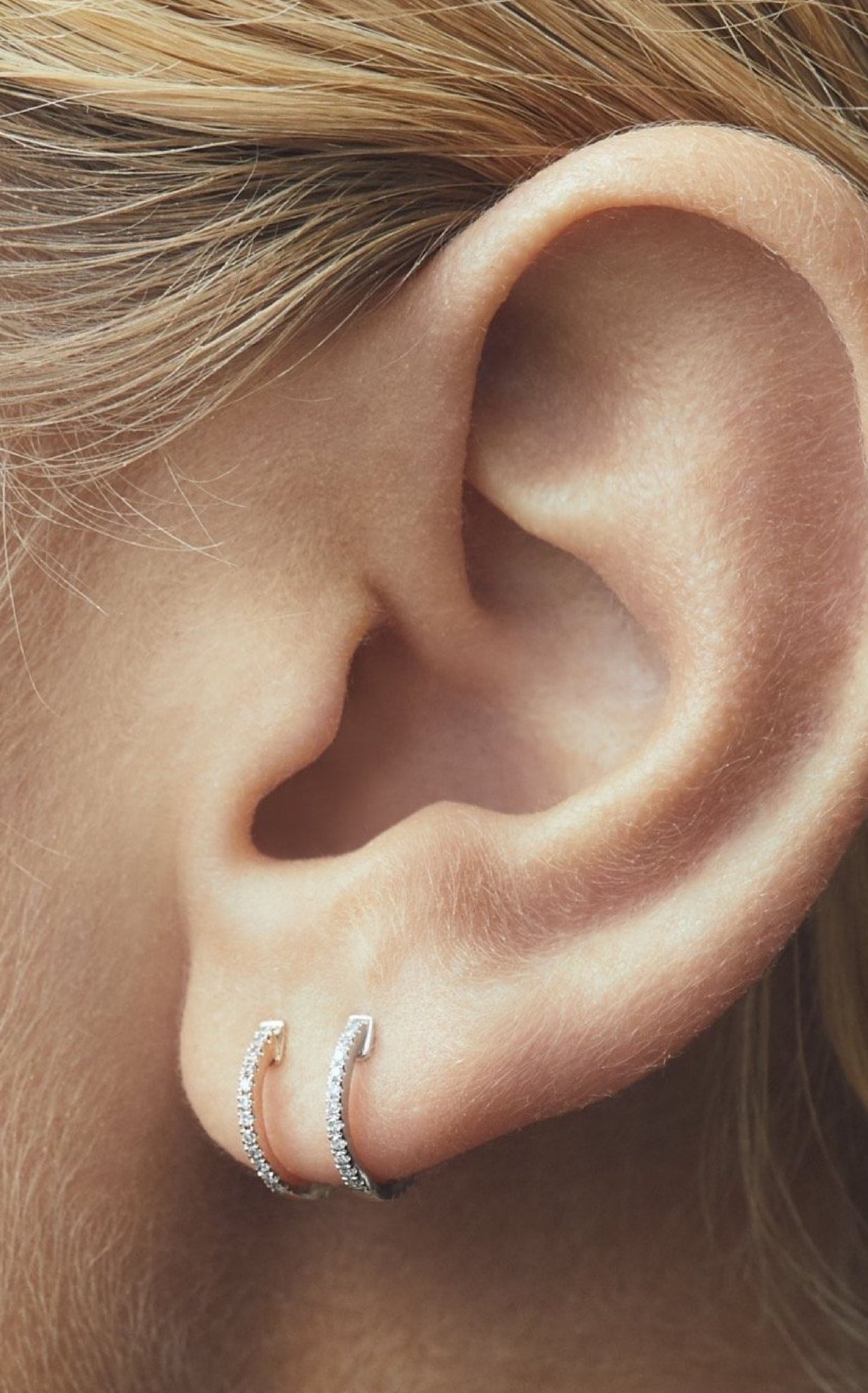 White & Yellow Gold 9mm Hoop