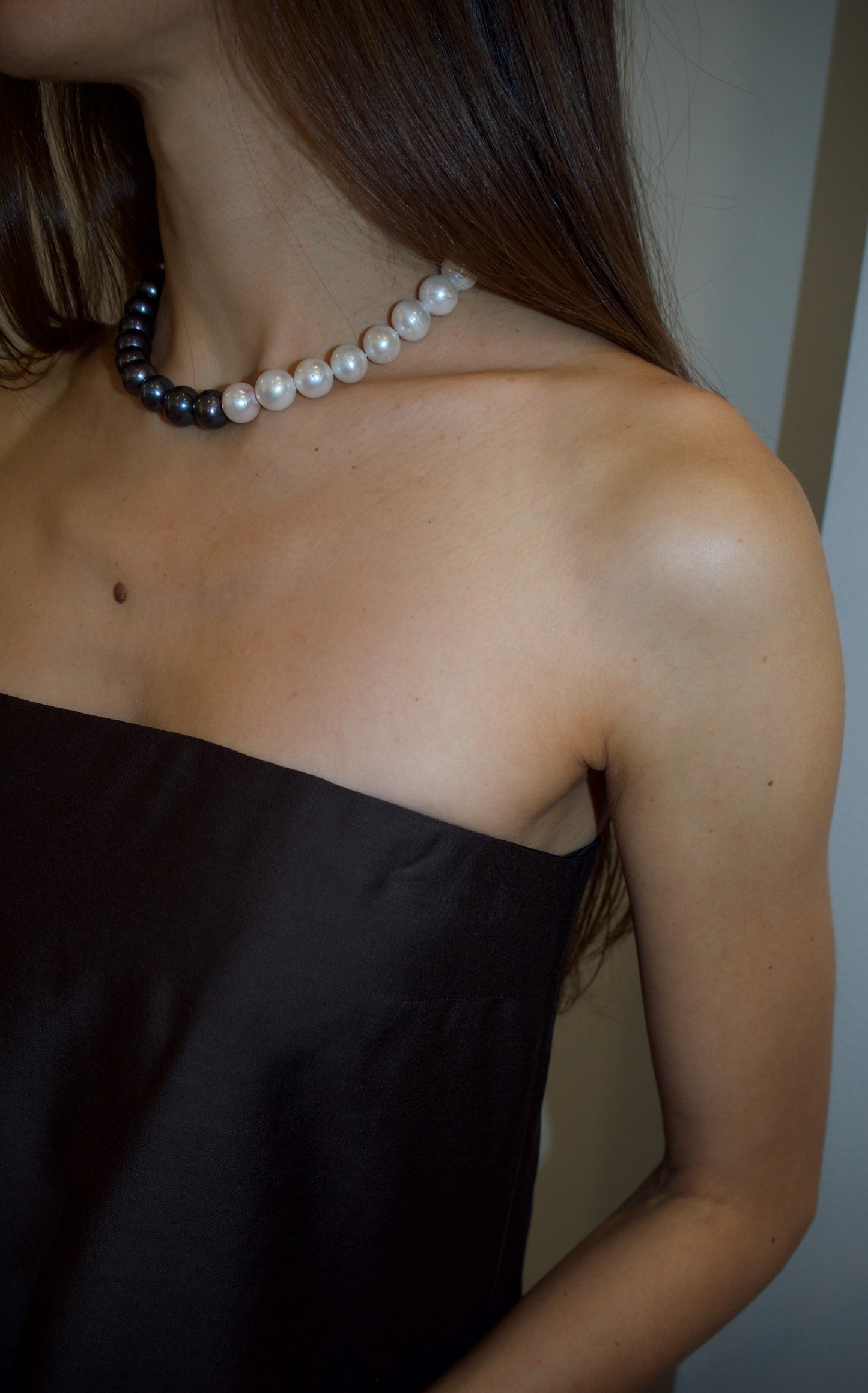 ARES Pearl Necklace