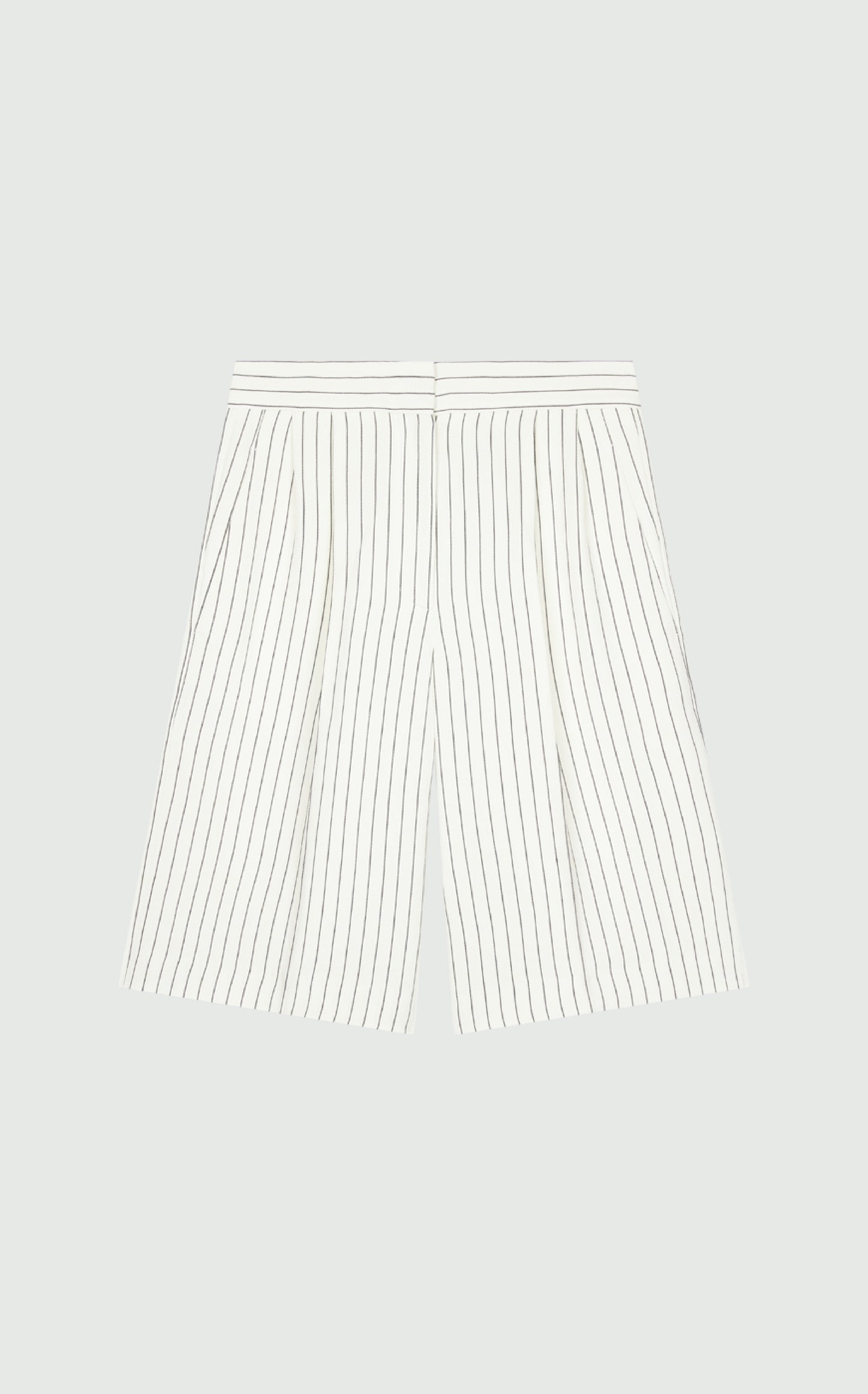 PIERA Tailored Bermuda Shorts