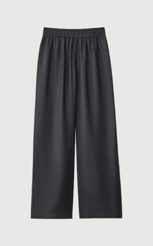 the WIDE Leg Trousers - Midnight Black